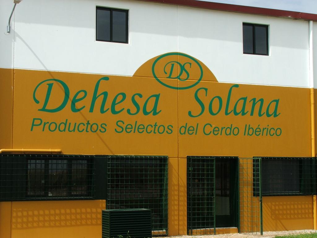 Casa Rural Dehesa De Solana Эррера-де-Алькантара Экстерьер фото